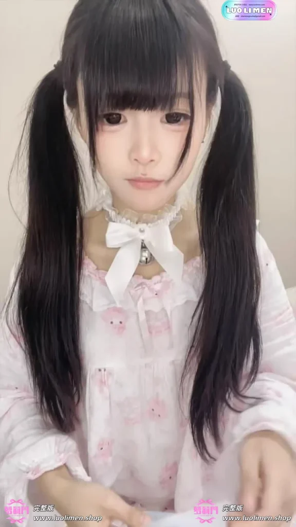 图片[4]-高颜值大奶【软软咪】极品双马尾蕾丝白丝粉穴露脸自慰-萝莉门 LUOLIMEN