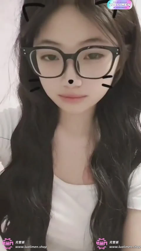 图片[4]-微信福利姬猫猫头 气质良家巨乳露脸露点自慰B特写洗澡-萝莉门 LUOLIMEN